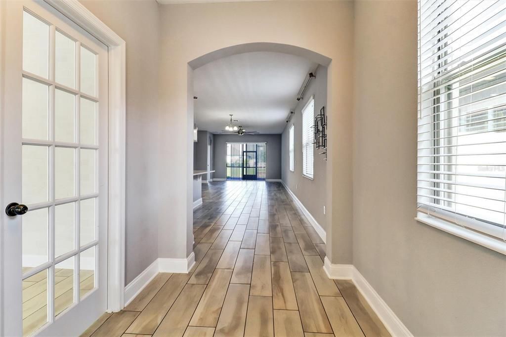 出租: $2,800 (4 贝兹, 2 浴室, 2112 平方英尺)