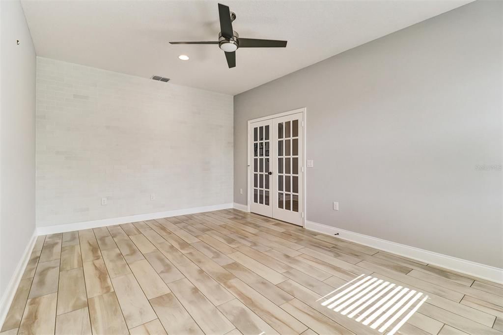 出租: $2,800 (4 贝兹, 2 浴室, 2112 平方英尺)