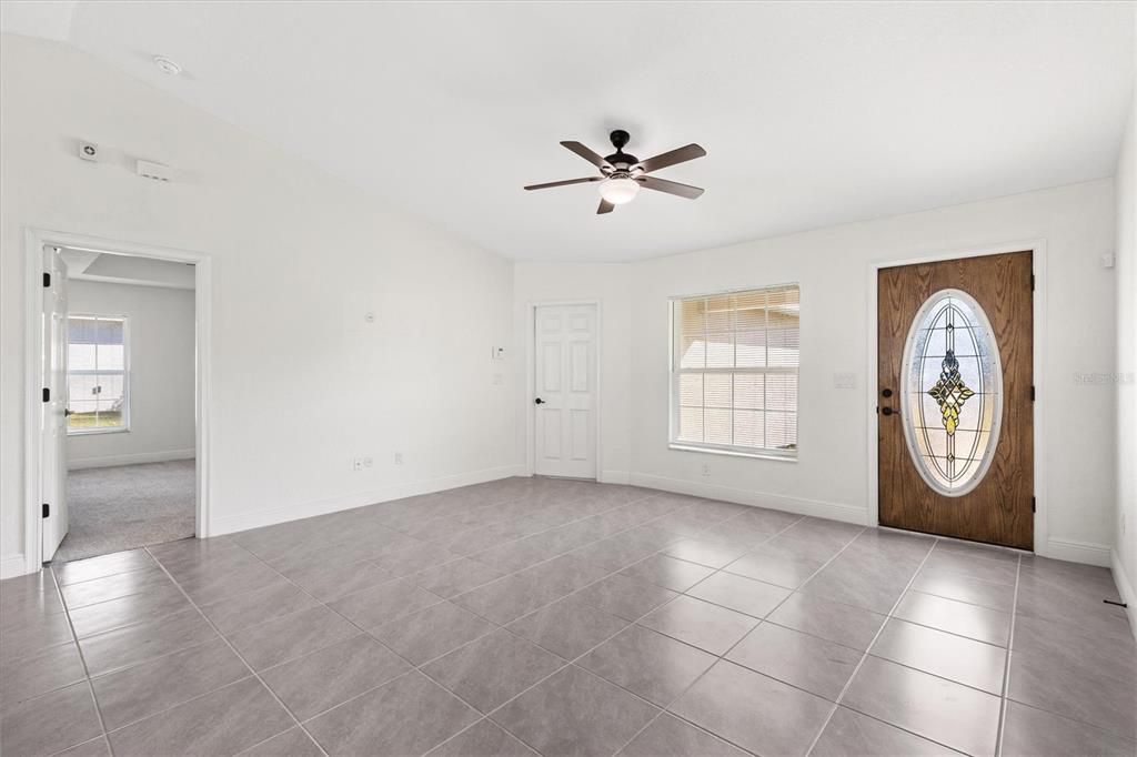 En Venta: $259,900 (3 camas, 2 baños, 1521 Pies cuadrados)