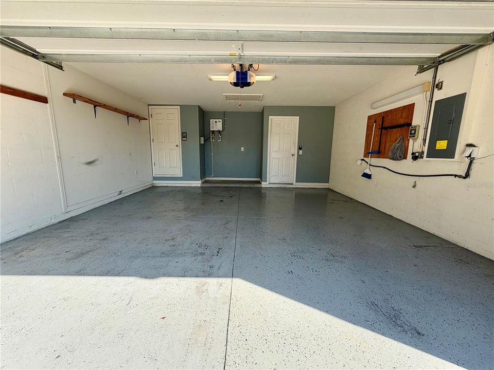 待售: $379,900 (4 贝兹, 2 浴室, 2074 平方英尺)