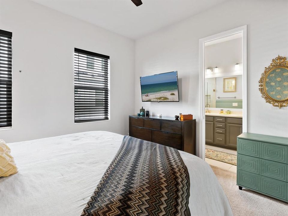 For Sale: $749,000 (3 beds, 3 baths, 1908 Square Feet)