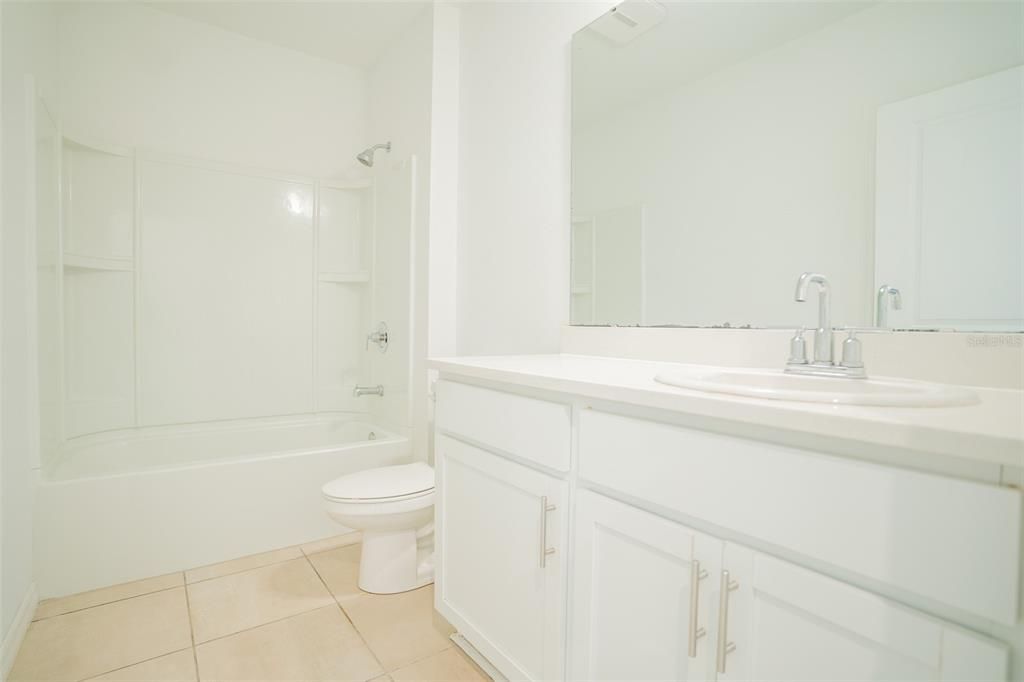 For Sale: $360,000 (4 beds, 3 baths, 2106 Square Feet)