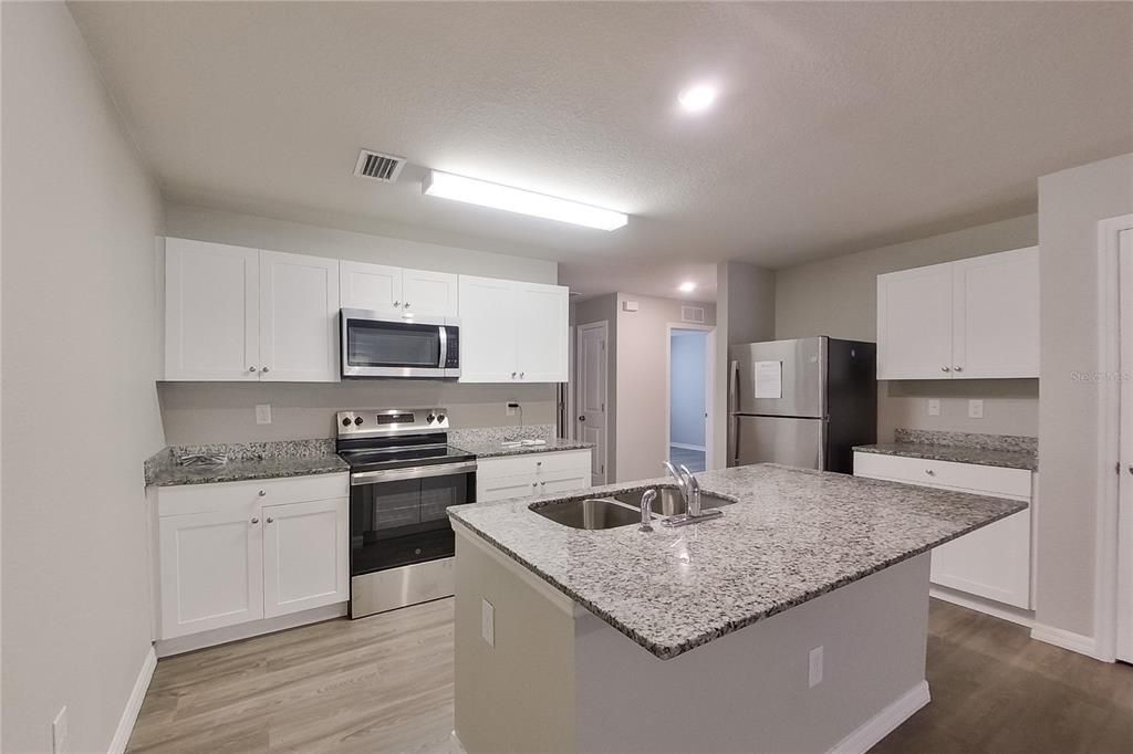 В аренду: $1,690 (3 спален, 2 ванн, 1400 Квадратных фут)