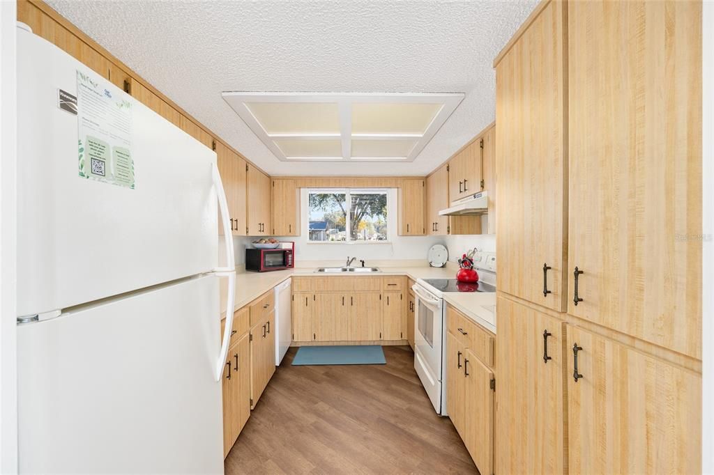 En Venta: $186,200 (2 camas, 2 baños, 1168 Pies cuadrados)