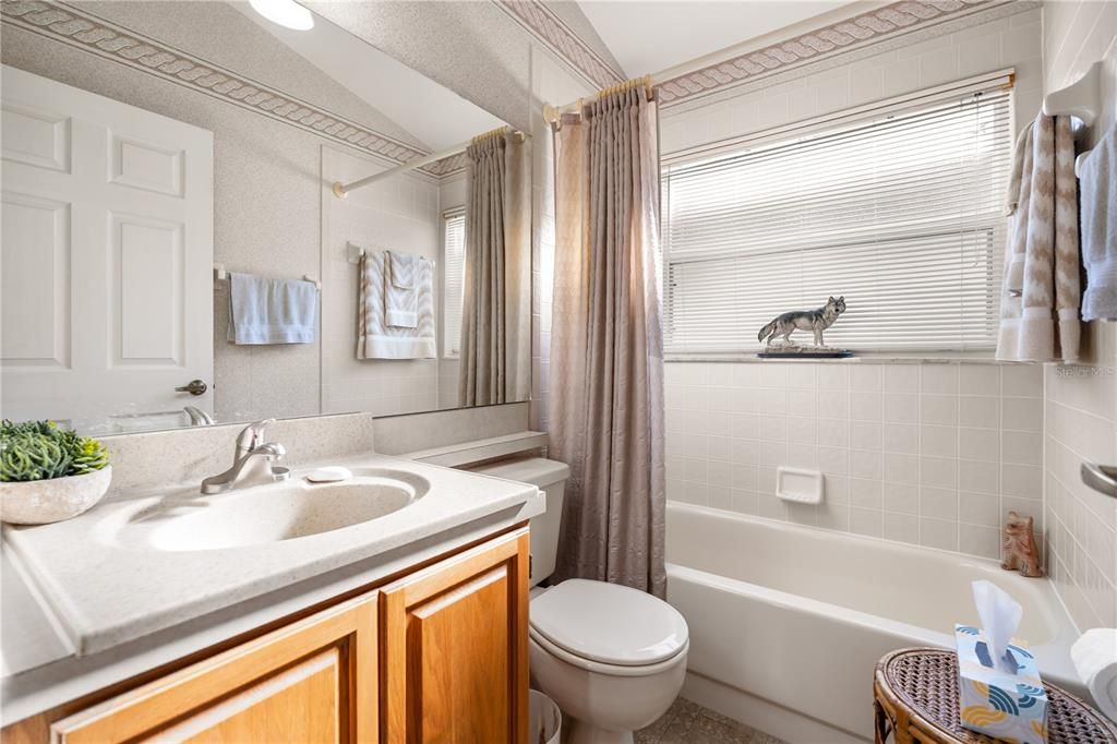 待售: $395,000 (3 贝兹, 2 浴室, 1412 平方英尺)