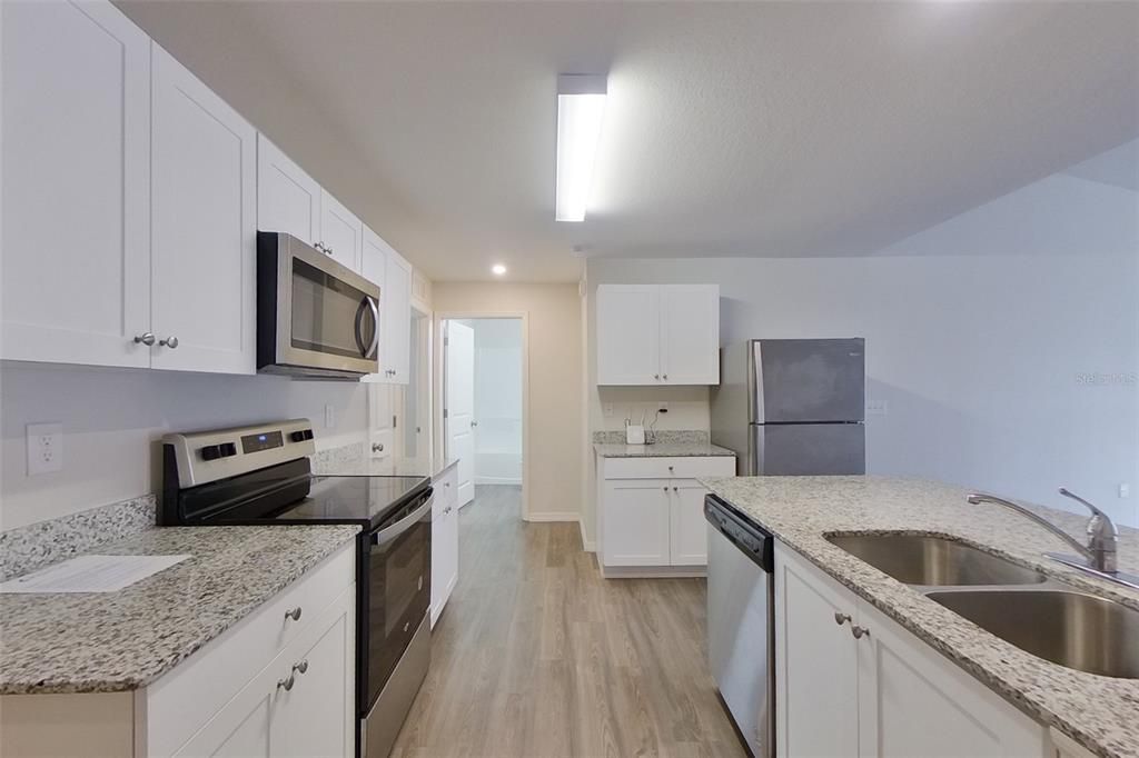 В аренду: $1,590 (2 спален, 2 ванн, 1120 Квадратных фут)