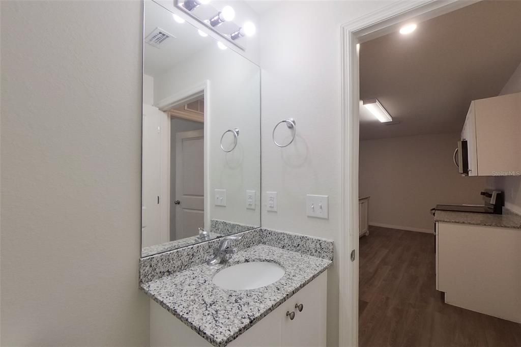 В аренду: $1,590 (2 спален, 2 ванн, 1120 Квадратных фут)