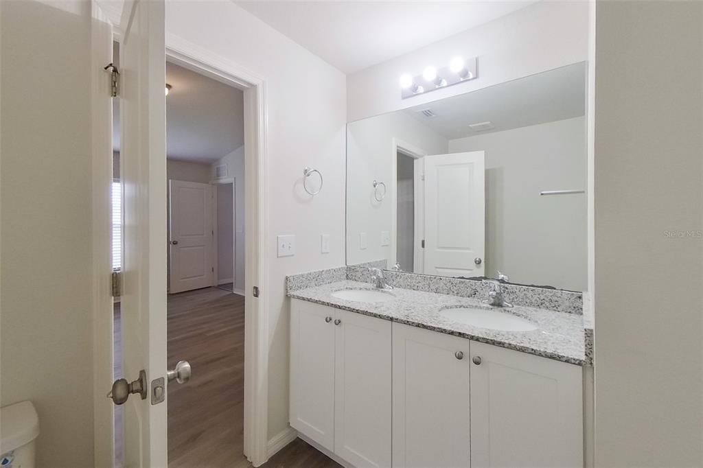 В аренду: $1,590 (2 спален, 2 ванн, 1120 Квадратных фут)