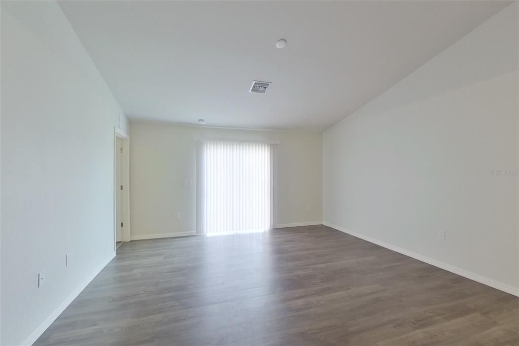 В аренду: $1,590 (2 спален, 2 ванн, 1120 Квадратных фут)