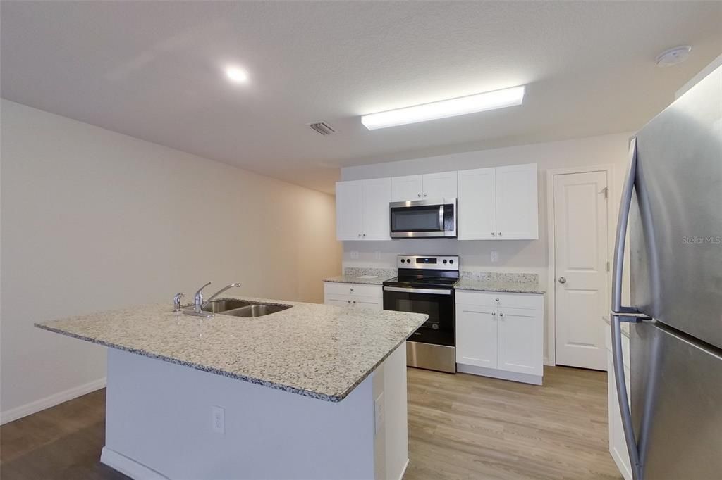 В аренду: $1,590 (2 спален, 2 ванн, 1120 Квадратных фут)