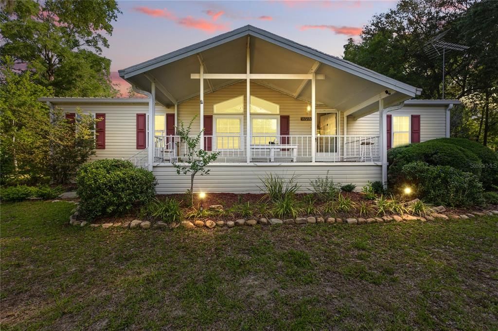 На продажу: $257,000 (3 спален, 2 ванн, 1404 Квадратных фут)