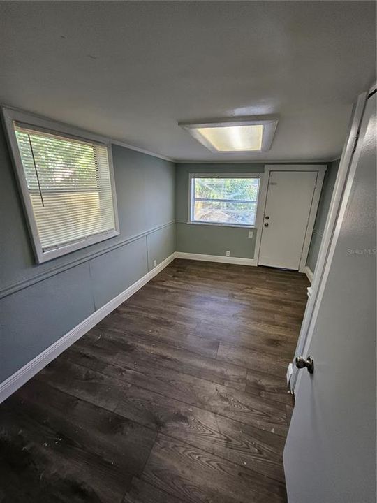 В аренду: $1,800 (3 спален, 1 ванн, 1029 Квадратных фут)