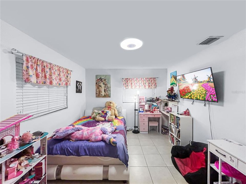 En Venta: $310,000 (3 camas, 2 baños, 1484 Pies cuadrados)