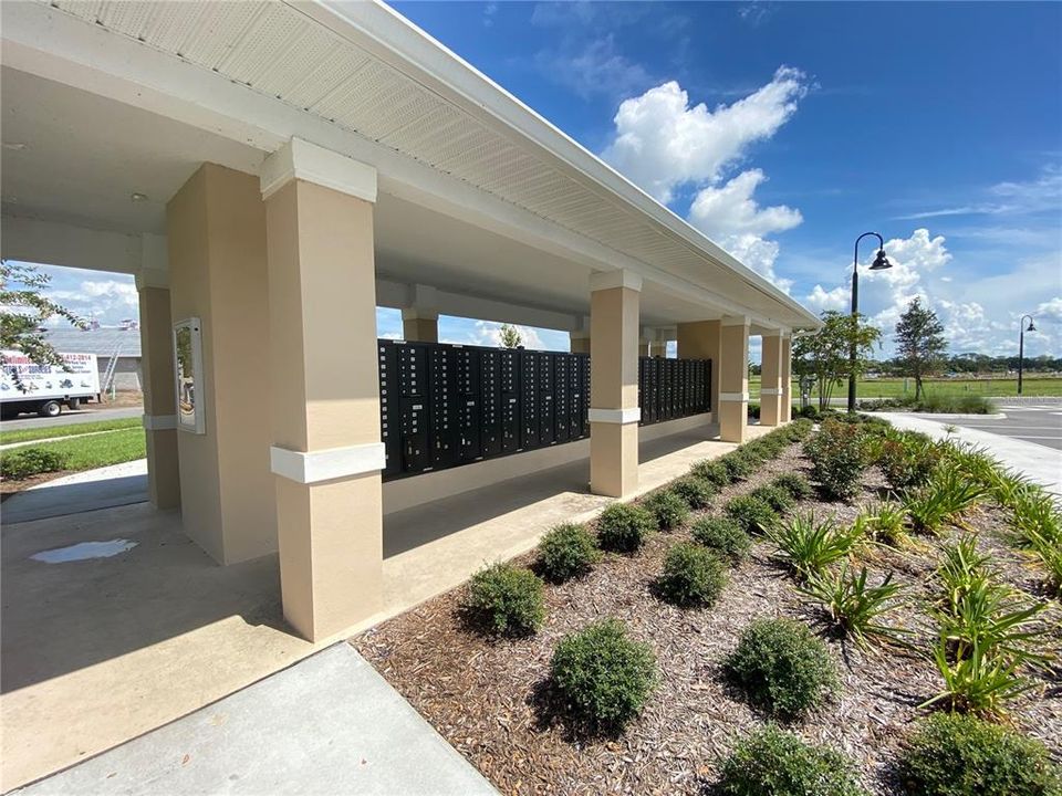 En Renta: $2,690 (4 camas, 3 baños, 2430 Pies cuadrados)