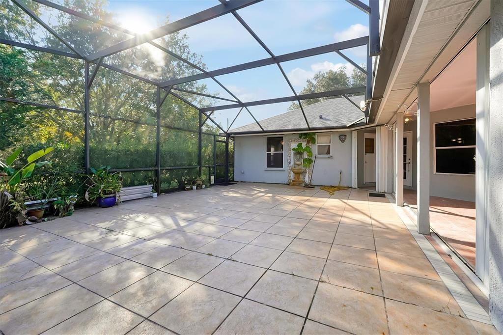 На продажу: $670,000 (4 спален, 2 ванн, 2504 Квадратных фут)