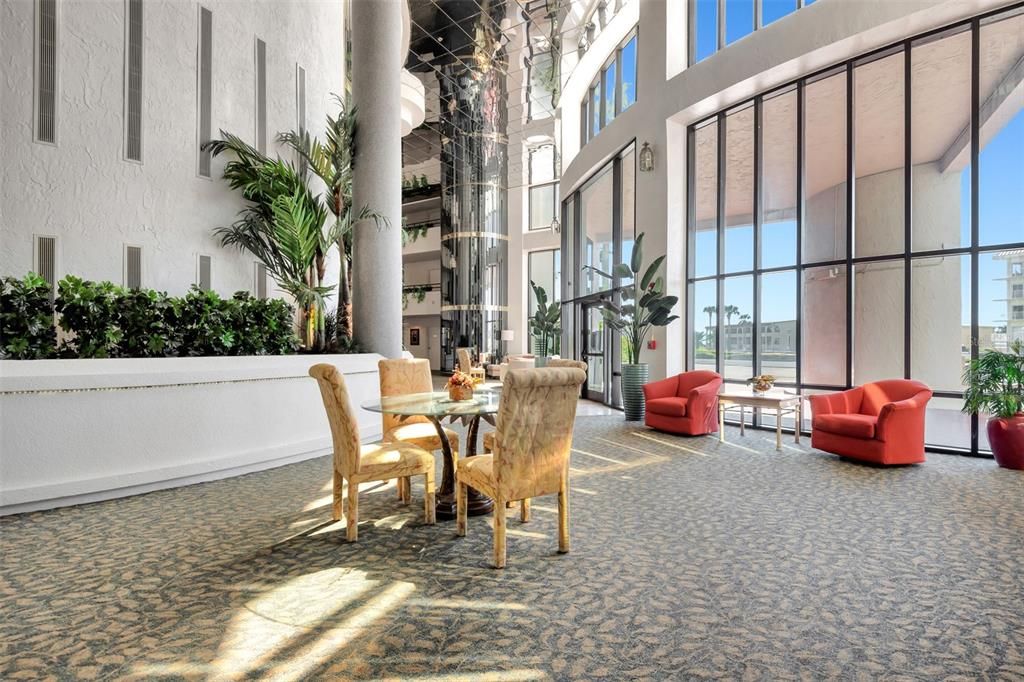 For Sale: $499,000 (2 beds, 2 baths, 1380 Square Feet)