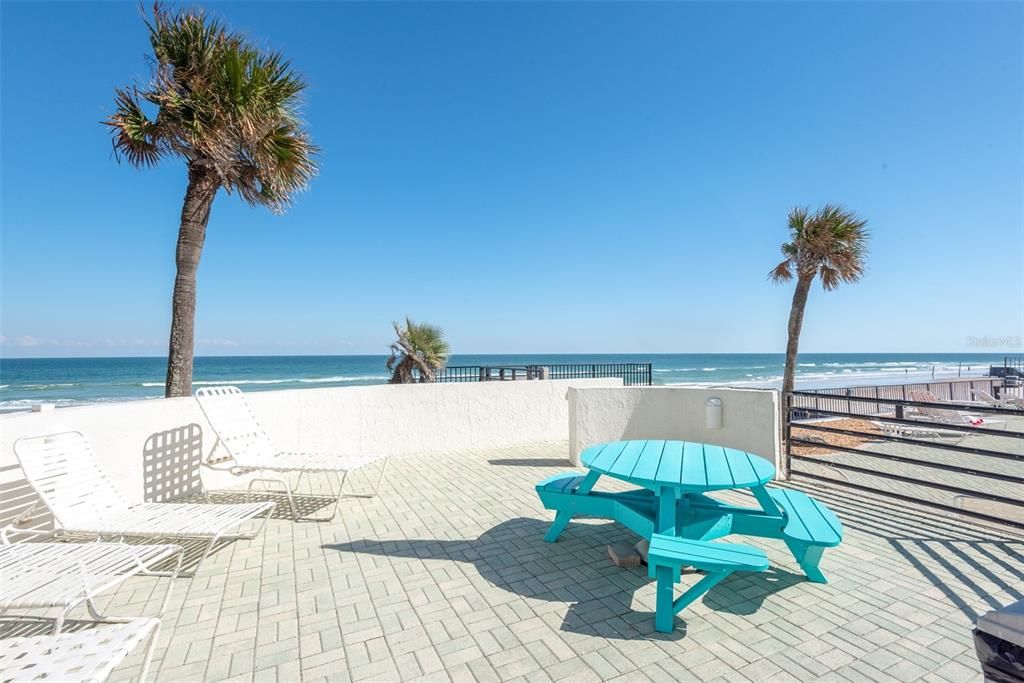 For Sale: $499,000 (2 beds, 2 baths, 1380 Square Feet)