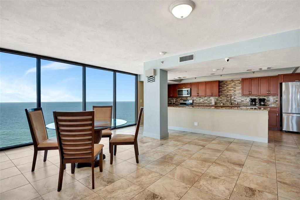 For Sale: $499,000 (2 beds, 2 baths, 1380 Square Feet)