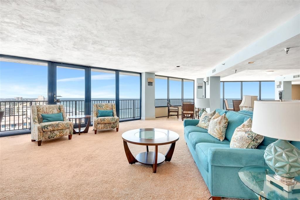 For Sale: $499,000 (2 beds, 2 baths, 1380 Square Feet)