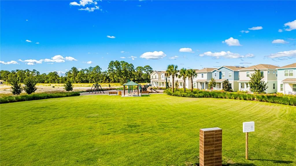 Active With Contract: $2,700 (3 beds, 2 baths, 1729 Square Feet)