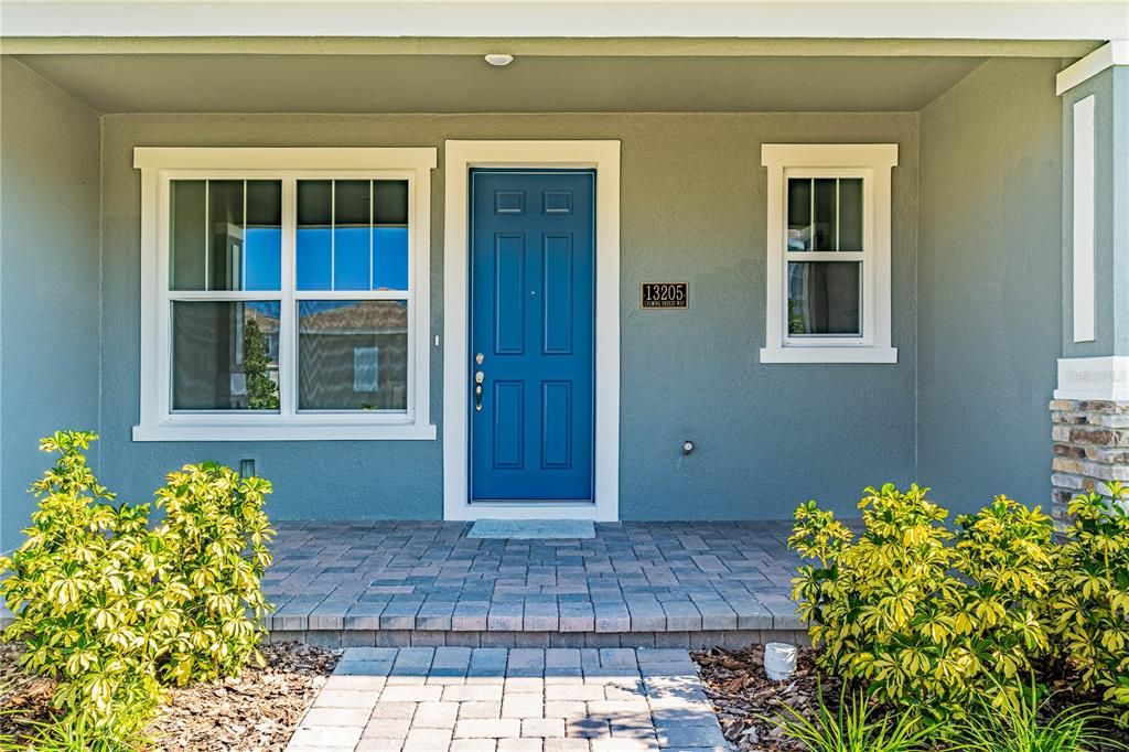 Active With Contract: $2,700 (3 beds, 2 baths, 1729 Square Feet)