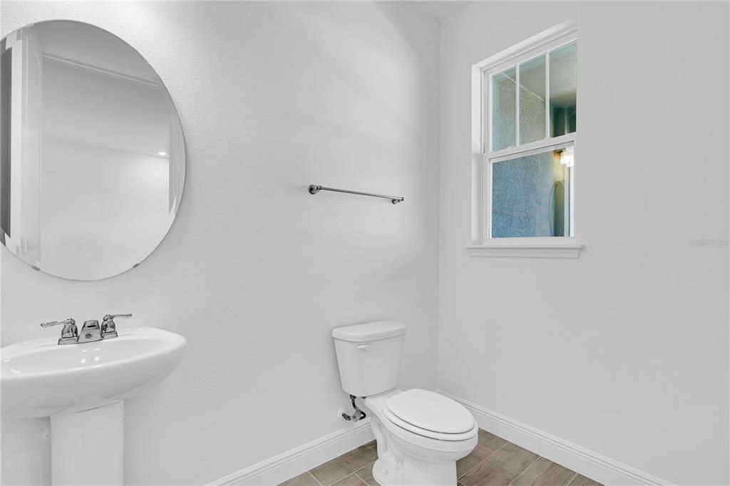 Active With Contract: $2,700 (3 beds, 2 baths, 1729 Square Feet)