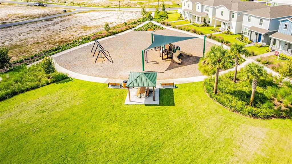 Active With Contract: $2,700 (3 beds, 2 baths, 1729 Square Feet)