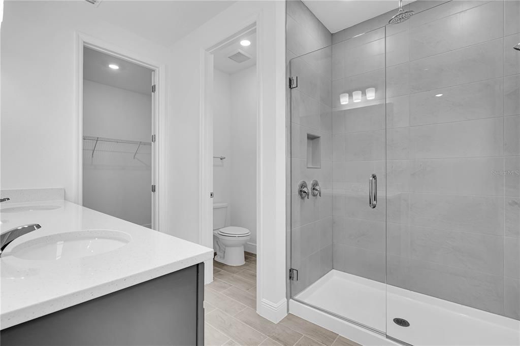 Active With Contract: $2,700 (3 beds, 2 baths, 1729 Square Feet)