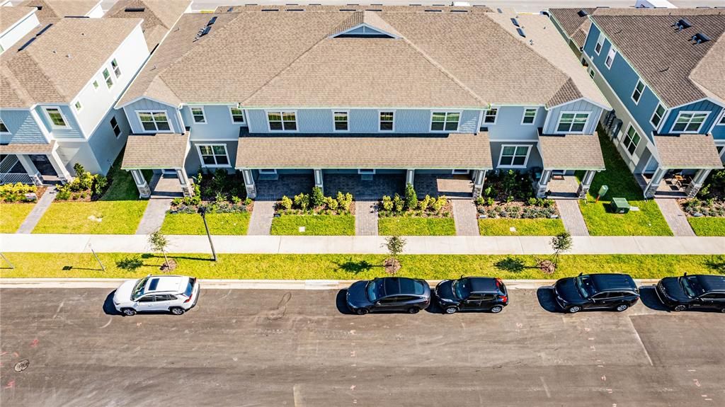 Active With Contract: $2,700 (3 beds, 2 baths, 1729 Square Feet)