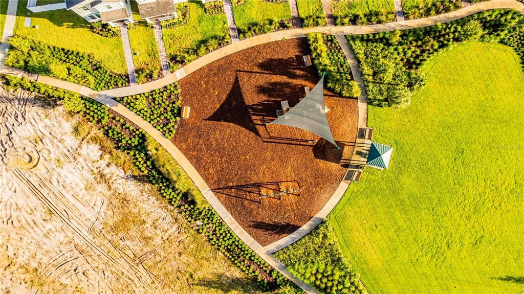 Active With Contract: $2,700 (3 beds, 2 baths, 1729 Square Feet)