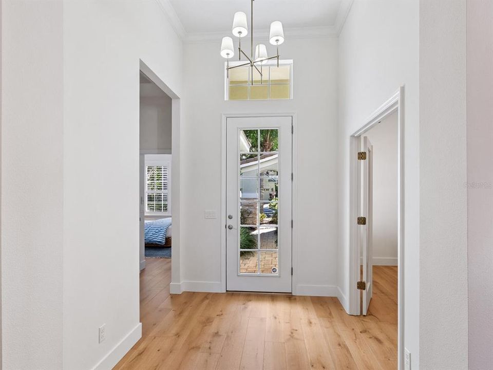 For Sale: $929,000 (3 beds, 2 baths, 2011 Square Feet)