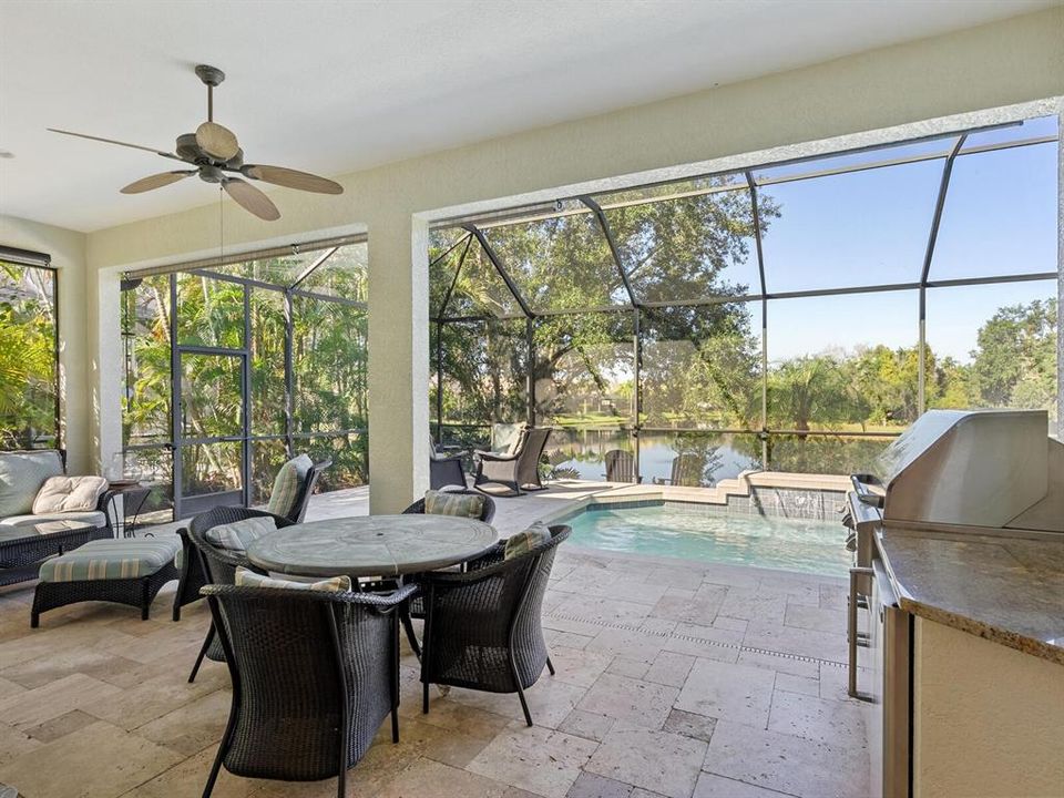 For Sale: $929,000 (3 beds, 2 baths, 2011 Square Feet)