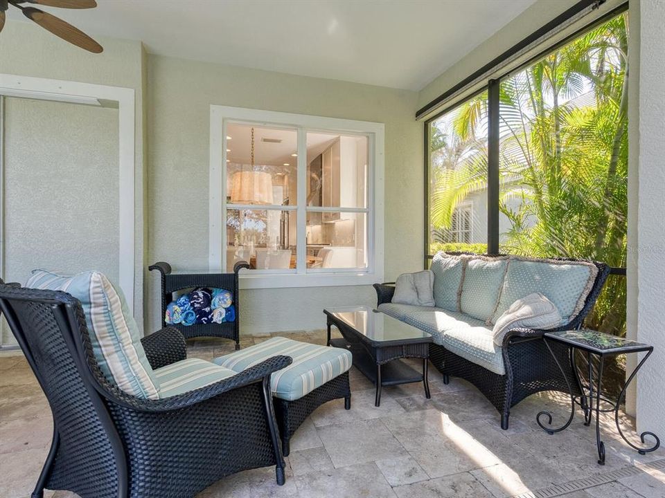 For Sale: $929,000 (3 beds, 2 baths, 2011 Square Feet)