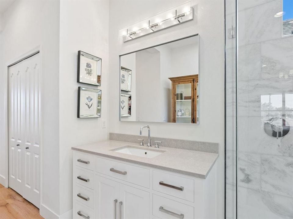 For Sale: $929,000 (3 beds, 2 baths, 2011 Square Feet)