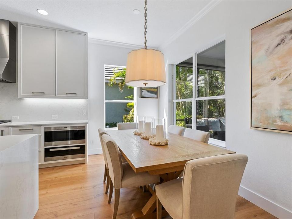 For Sale: $929,000 (3 beds, 2 baths, 2011 Square Feet)