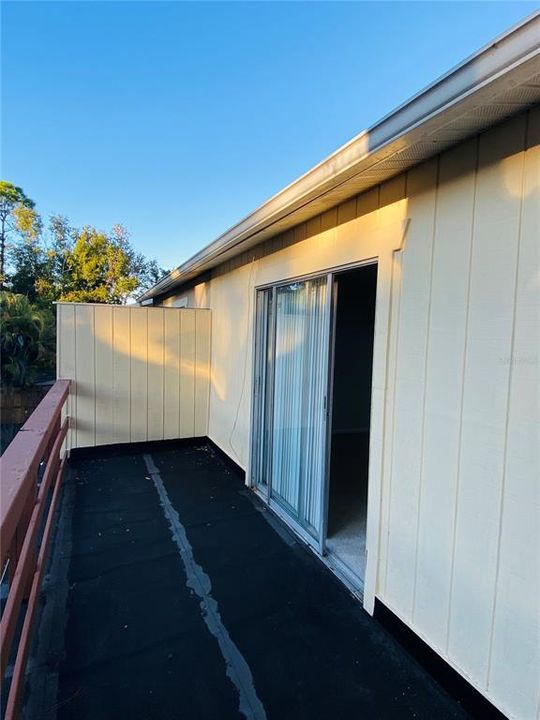 For Rent: $1,875 (2 beds, 1 baths, 1080 Square Feet)