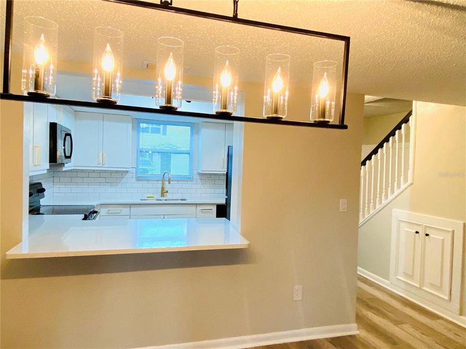 For Rent: $1,875 (2 beds, 1 baths, 1080 Square Feet)