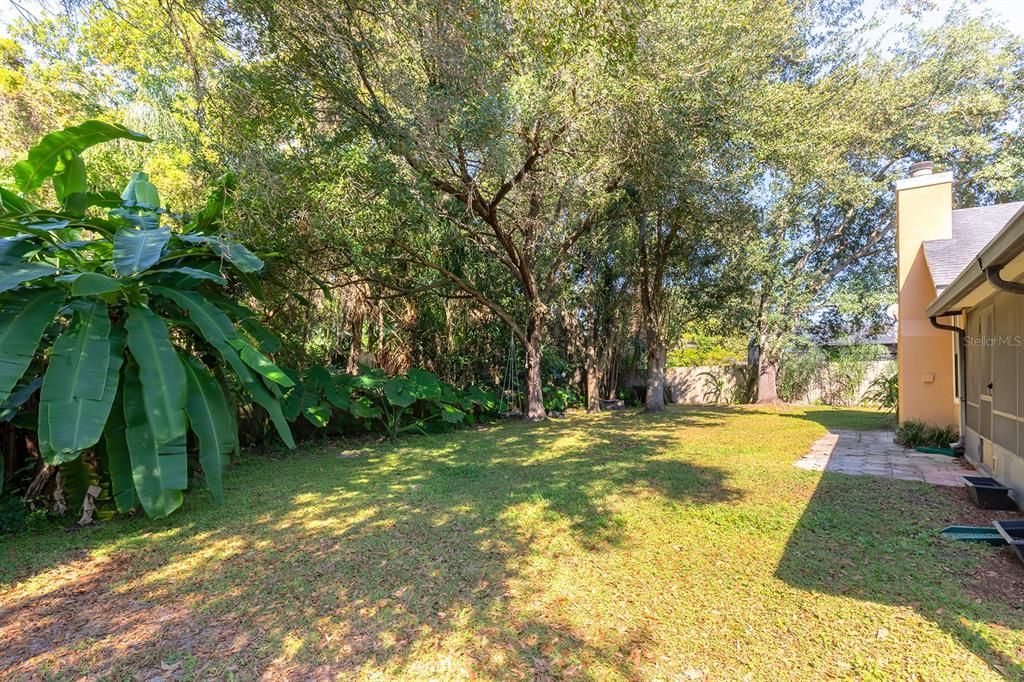 Active With Contract: $419,000 (3 beds, 2 baths, 1768 Square Feet)