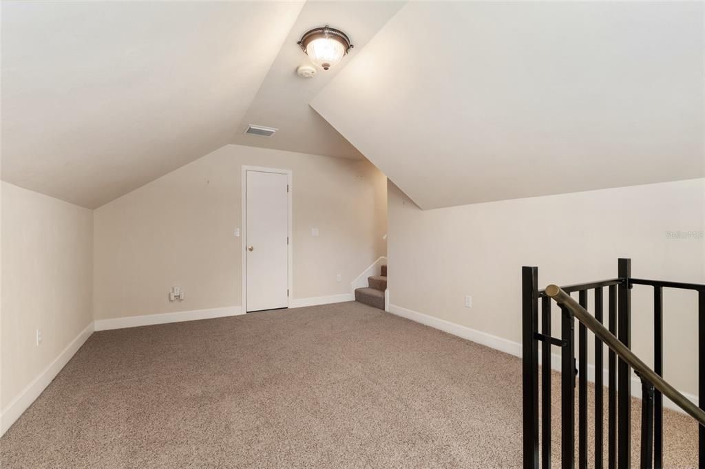 For Sale: $1,169,000 (4 beds, 4 baths, 4597 Square Feet)