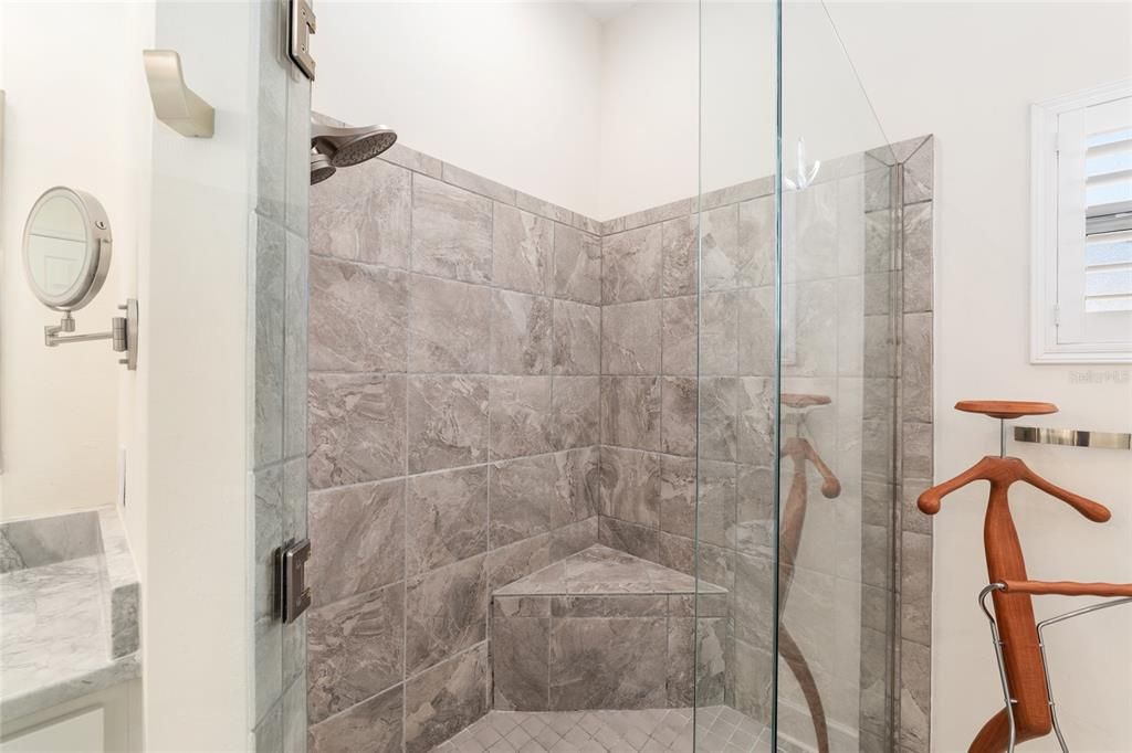 For Sale: $1,169,000 (4 beds, 4 baths, 4597 Square Feet)