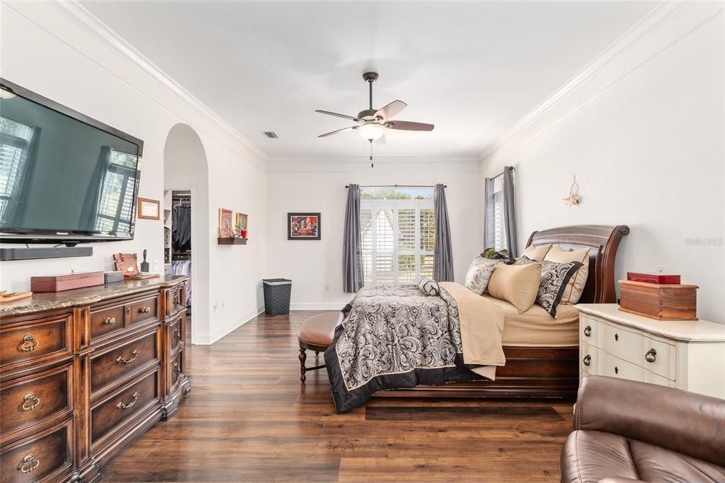 For Sale: $1,169,000 (4 beds, 4 baths, 4597 Square Feet)