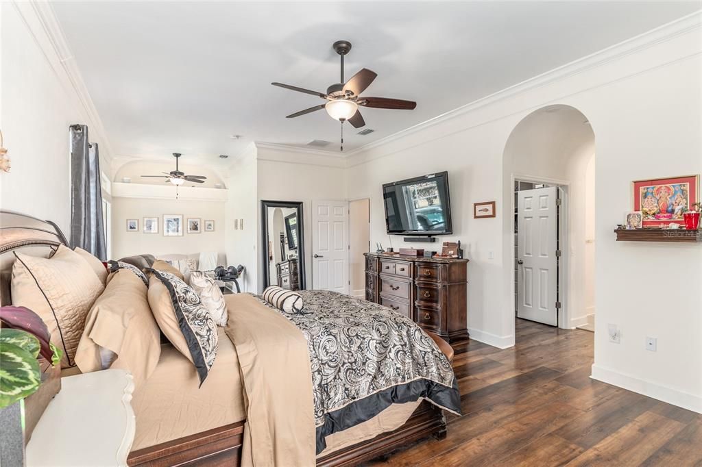 For Sale: $1,169,000 (4 beds, 4 baths, 4597 Square Feet)