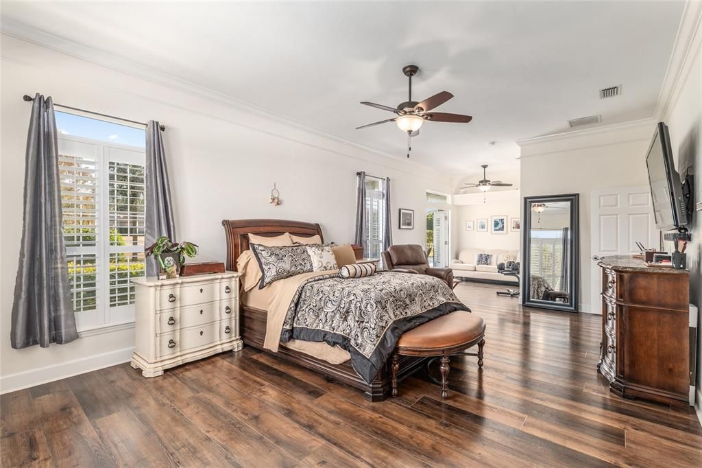 For Sale: $1,169,000 (4 beds, 4 baths, 4597 Square Feet)