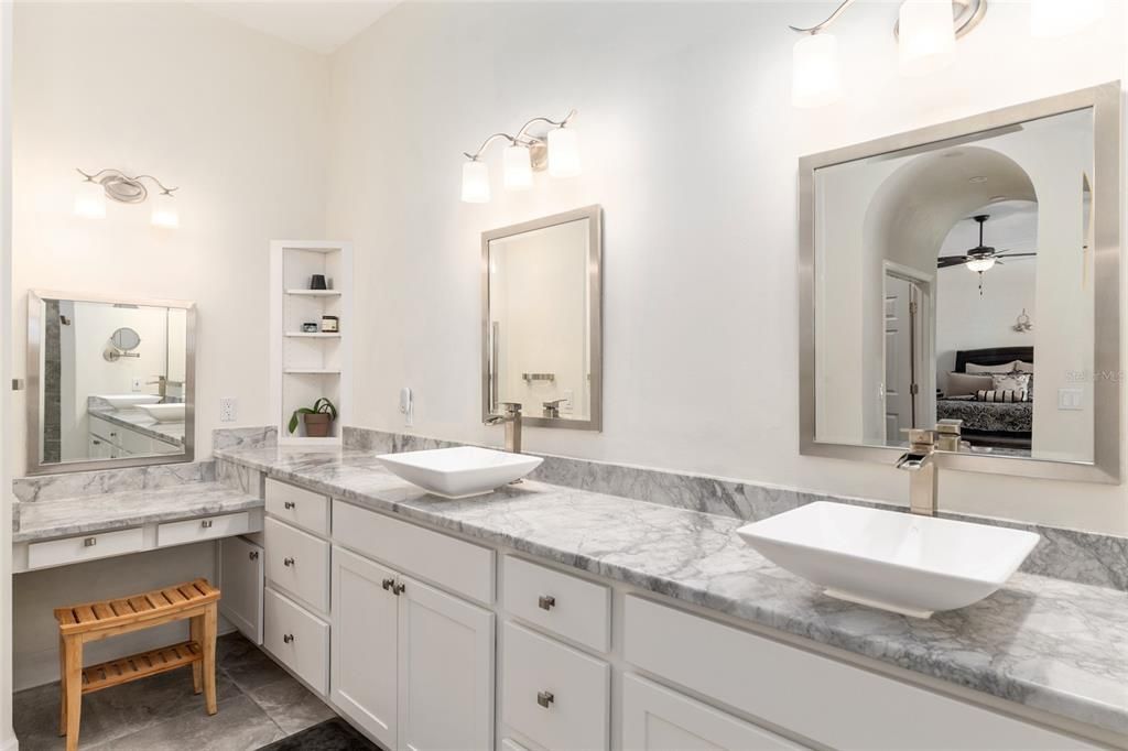 For Sale: $1,169,000 (4 beds, 4 baths, 4597 Square Feet)