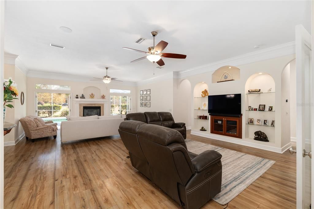 For Sale: $1,169,000 (4 beds, 4 baths, 4597 Square Feet)