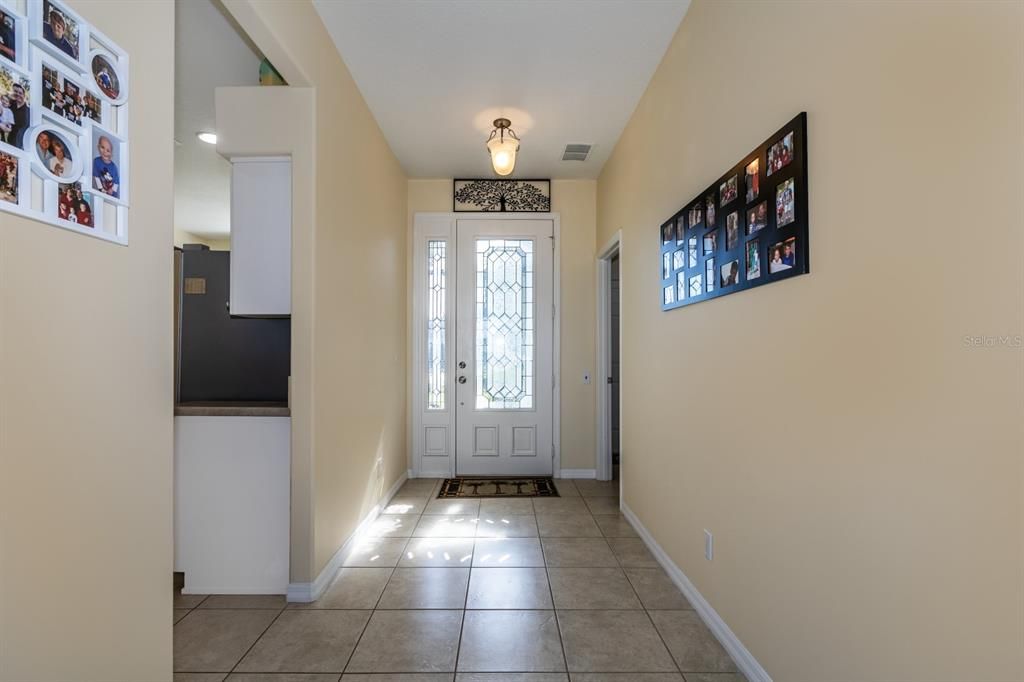 For Sale: $295,000 (3 beds, 2 baths, 1632 Square Feet)