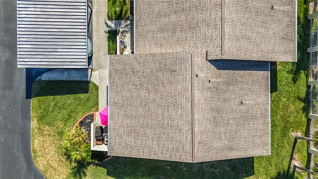 待售: $220,000 (2 贝兹, 2 浴室, 1094 平方英尺)