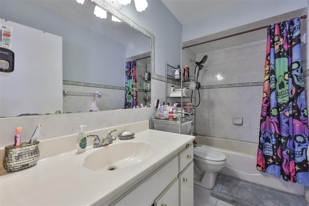 待售: $579,000 (3 贝兹, 2 浴室, 1438 平方英尺)