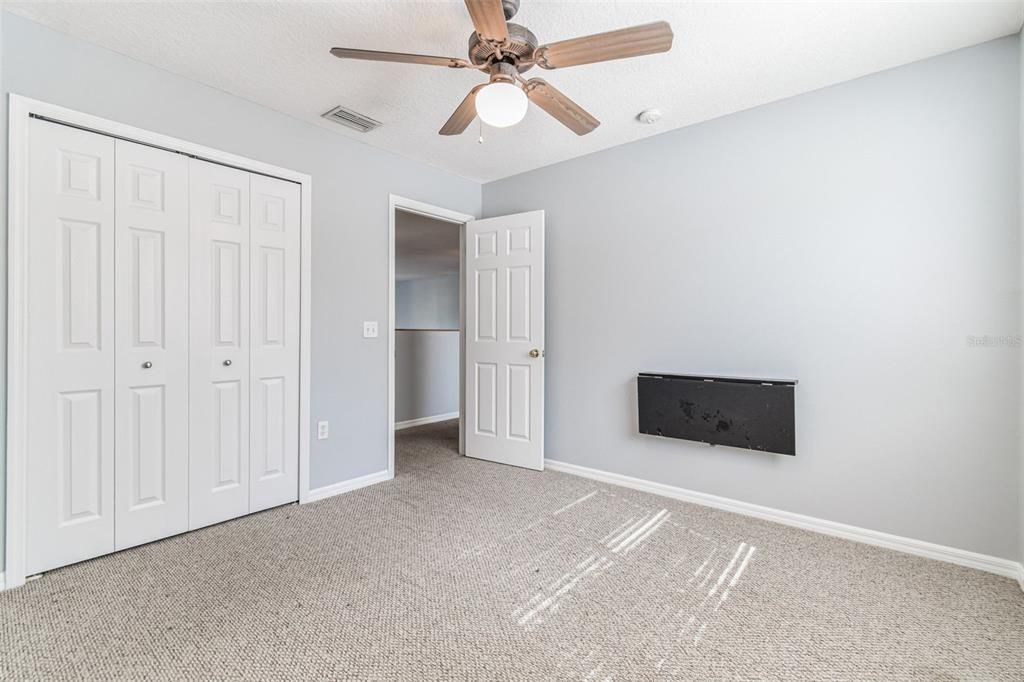 For Sale: $615,000 (5 beds, 2 baths, 2827 Square Feet)