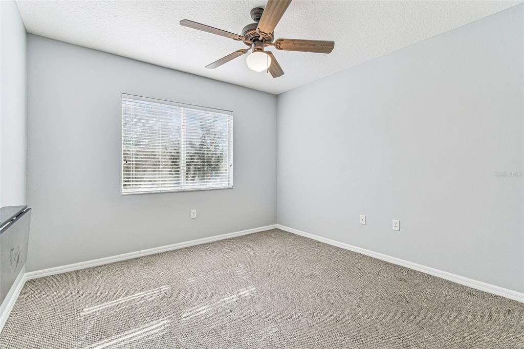 For Sale: $615,000 (5 beds, 2 baths, 2827 Square Feet)